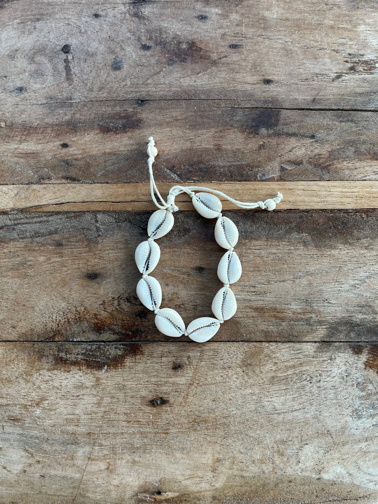 Cowrie Lover Bracelet